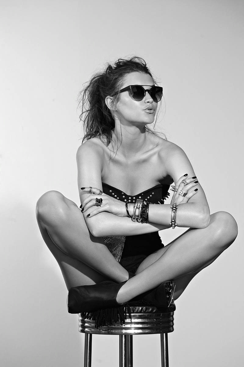 Sassy girls in Ngerulmud