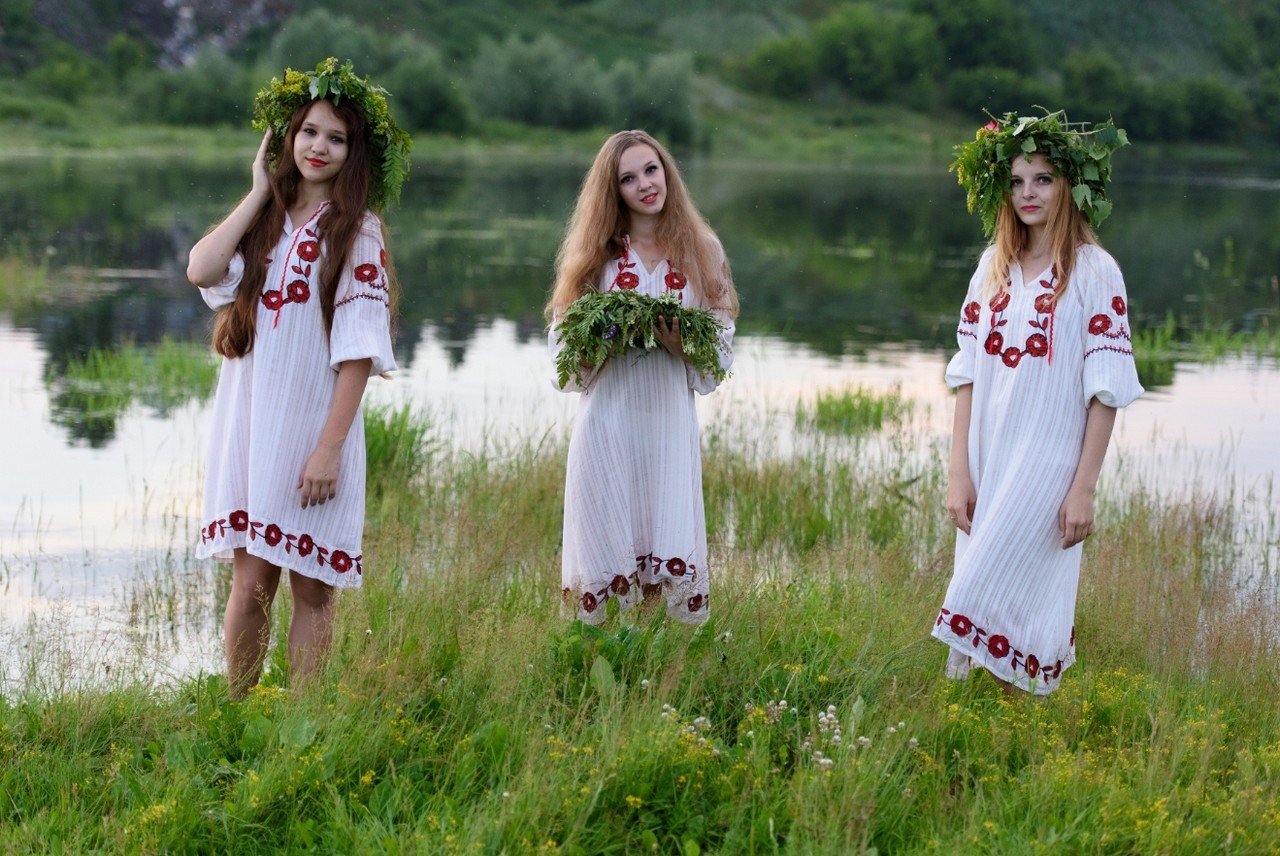 Slavic women in Ngerulmud