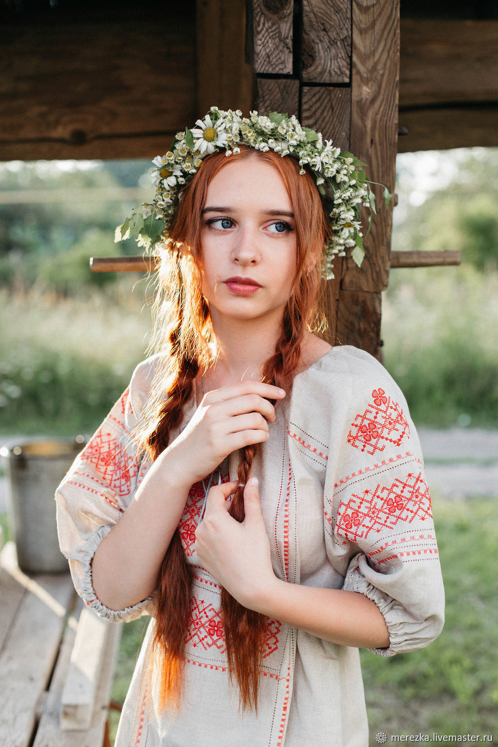 Girls in Slavic costumes in Ngerulmud